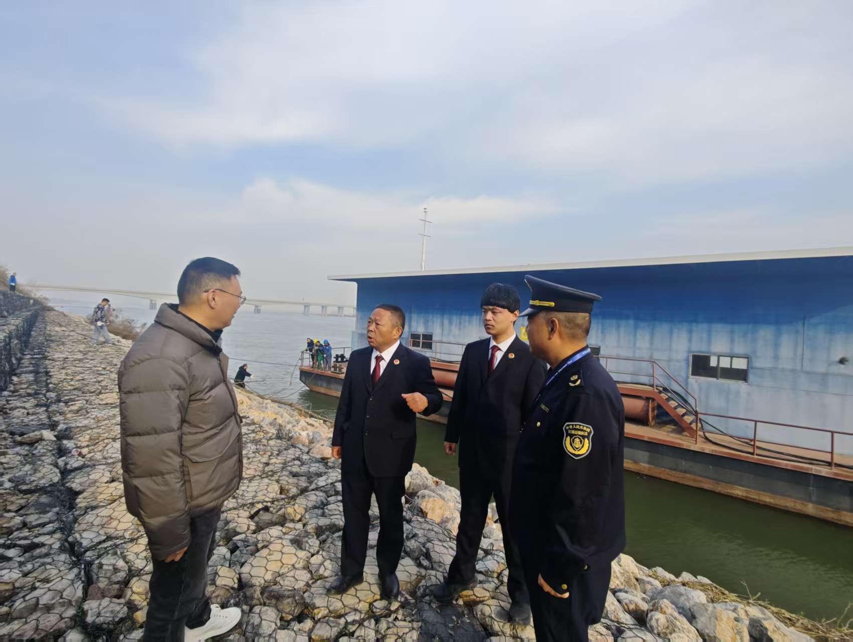 汉江清障护安澜 检察监督除隐患